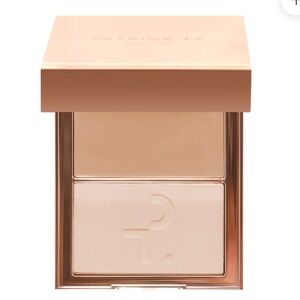 Patrick Ta MAJOR SKIN CRÈME
FOUNDATION & FINISHING
POWDER DUO